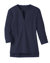 Load image into Gallery viewer, Devon &amp; Jones Ladies&#39; CrownLux Performance™ Stretch Tunic
